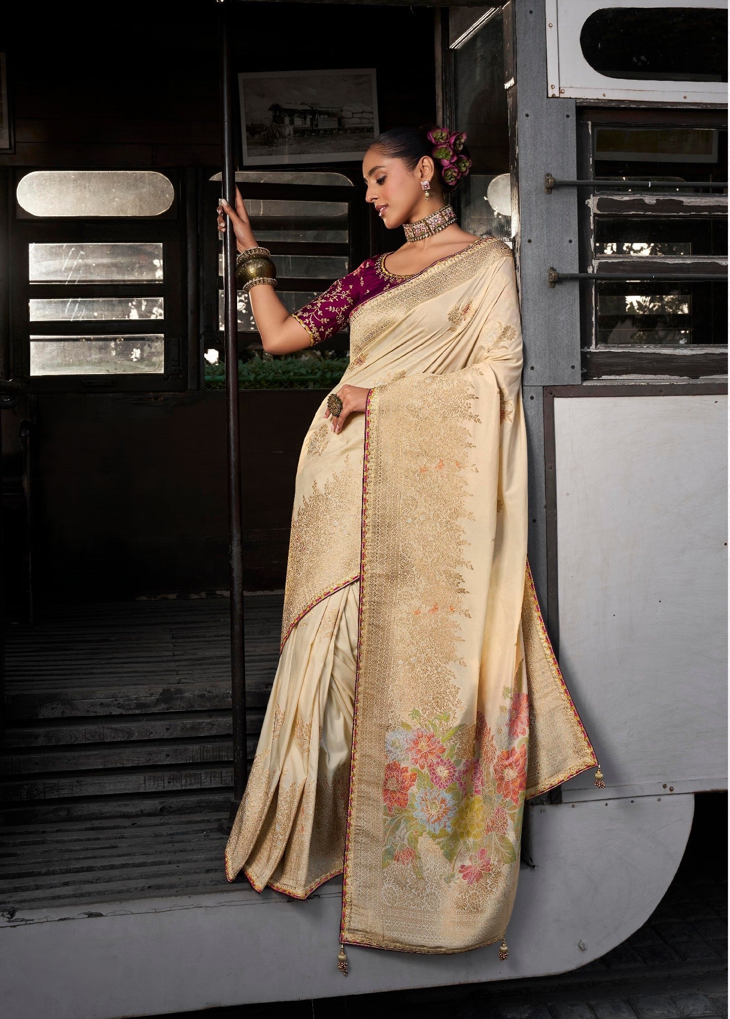 Ivory Soft Dola Viscose Silk Saree