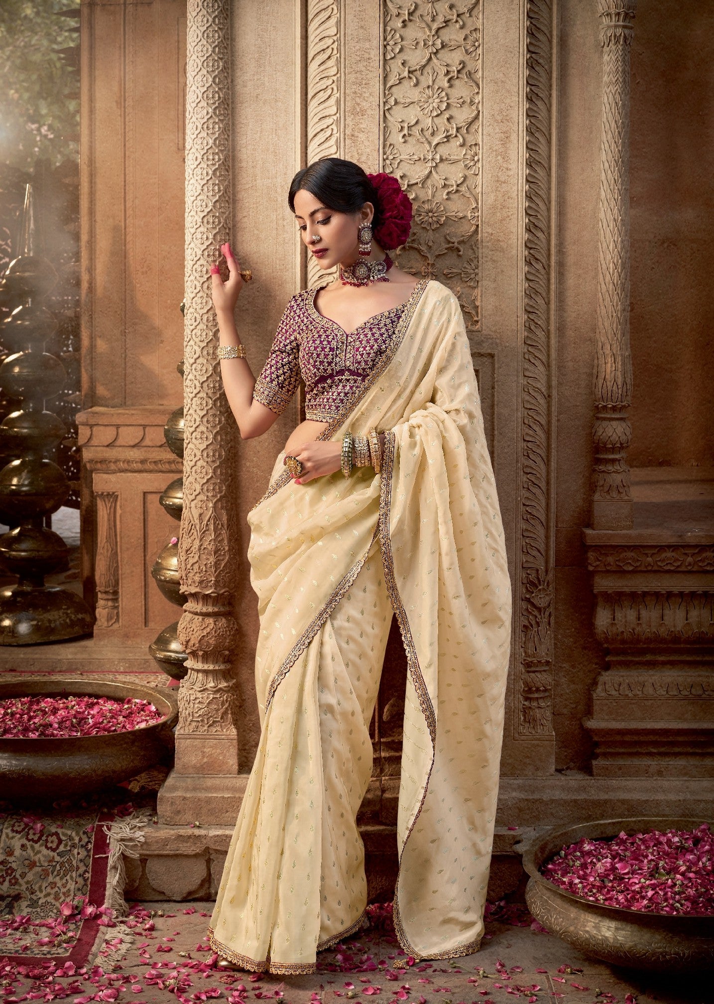 Antique White Crepe Saree
